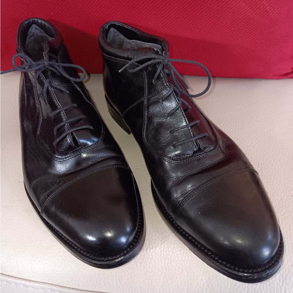 Johnston & Murphy Men’s Black Shoes